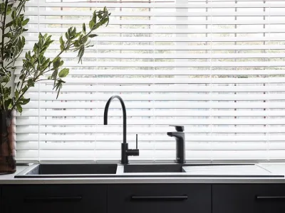 Wood Look Venetian Blind 50mm